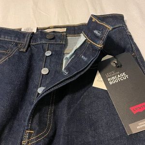 Levi’s rib cage bootcut jeans
